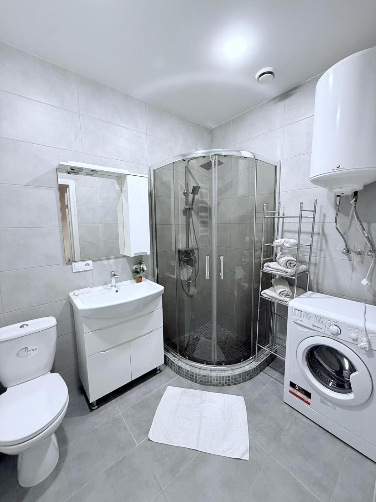 Gagarin Plaza Apartments โอเดสซา ภายนอก รูปภาพ